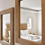 Jenny's Summer * Platys Gialos (Mykonos)