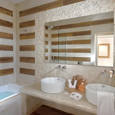 Jenny's Summer Platis Yialos